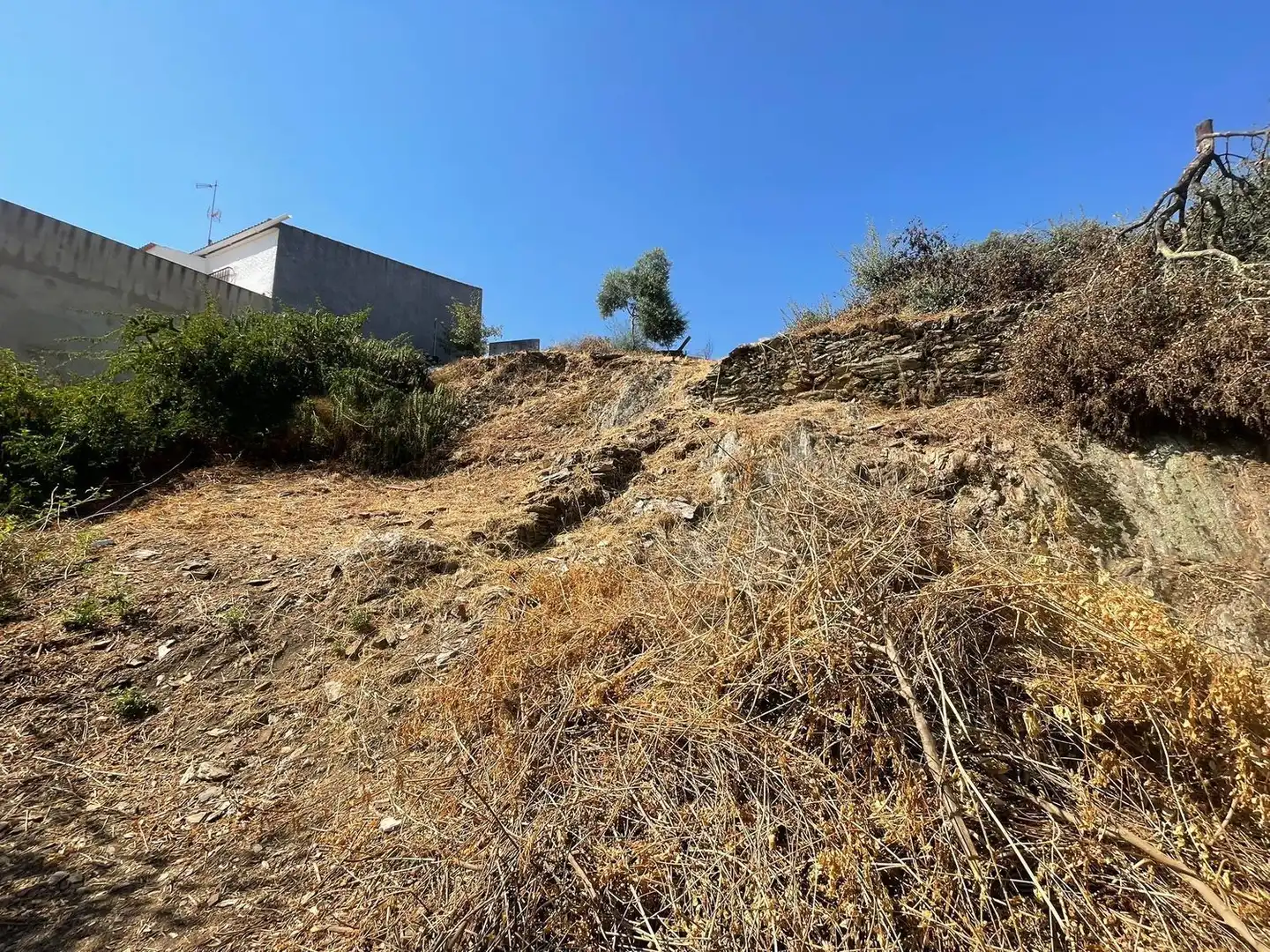 Wohnung zum Verkauf in Valverde del Camino mit Privatgarten und Abstellraum