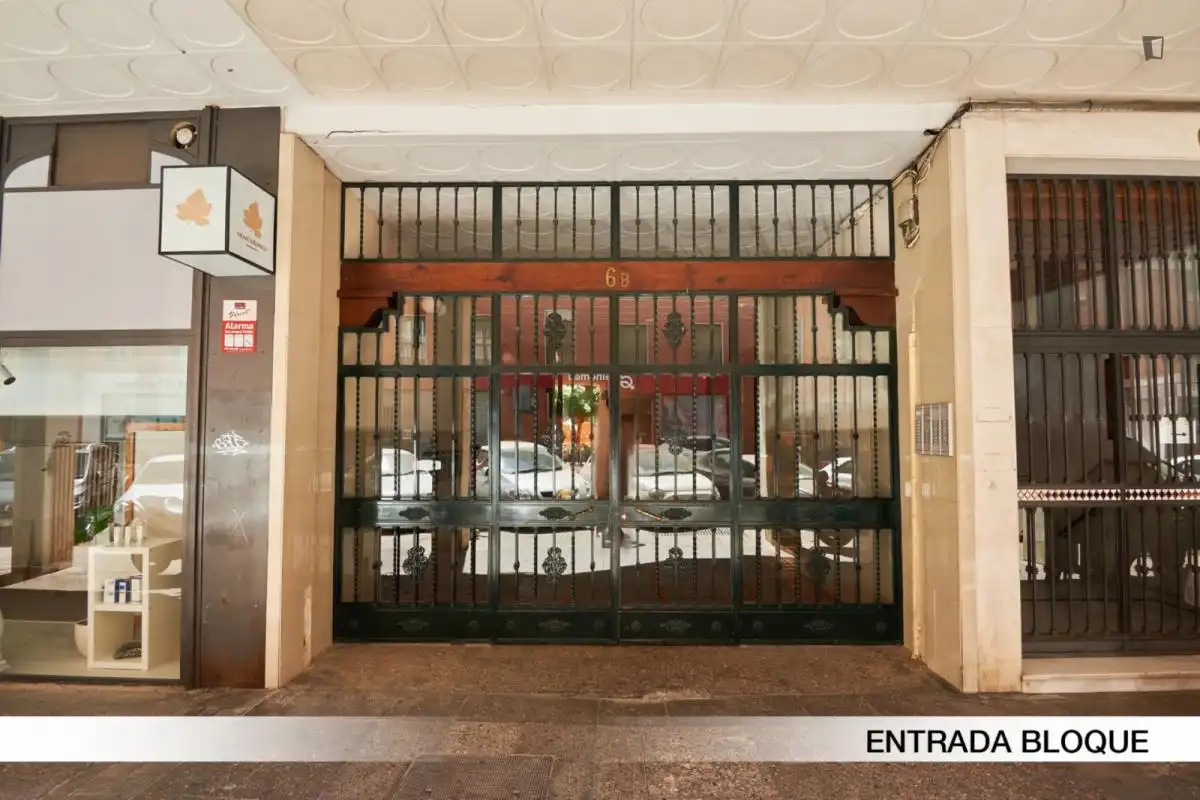 Habitación en Triana Este