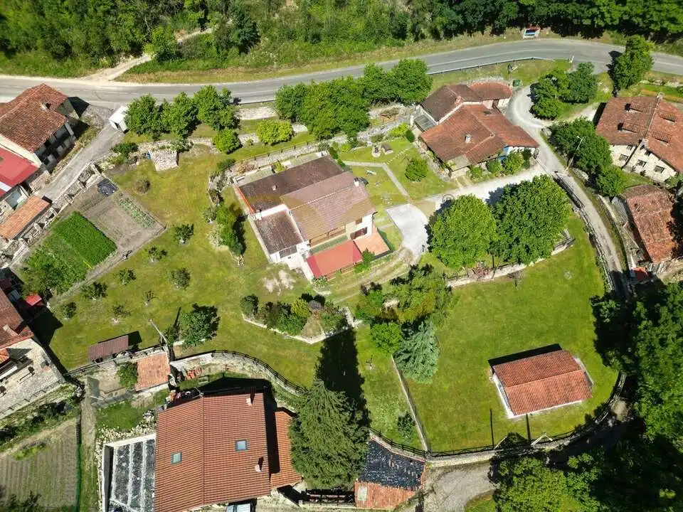 Casa o xalet en venda en Peñamellera Alta amb Calefacció, Jardí privat i Terrassa