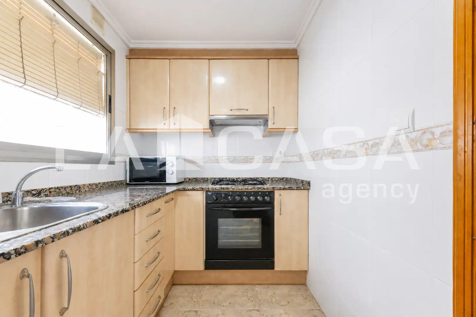 Cocina de Piso en venta en Valencia con Balcón
