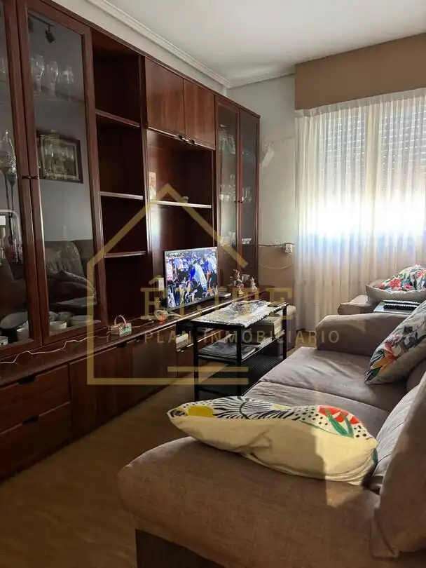 Sala d'estar de Pis en venda en Santurtzi  amb Calefacció