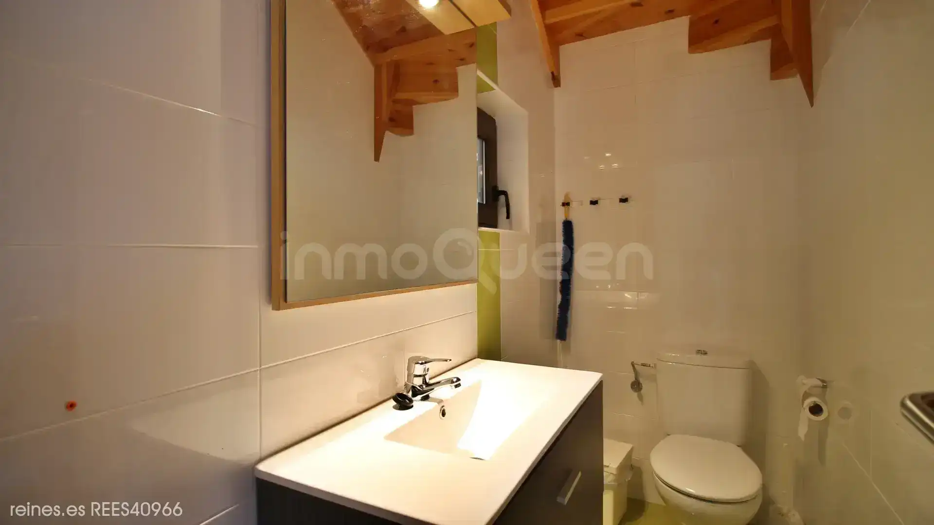 Baño de Casa adosada en venta en Val de San Vicente , Cantabria