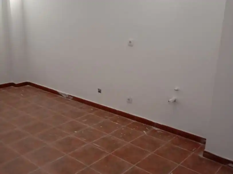 Geschaftsraum zur Miete in Zaratán