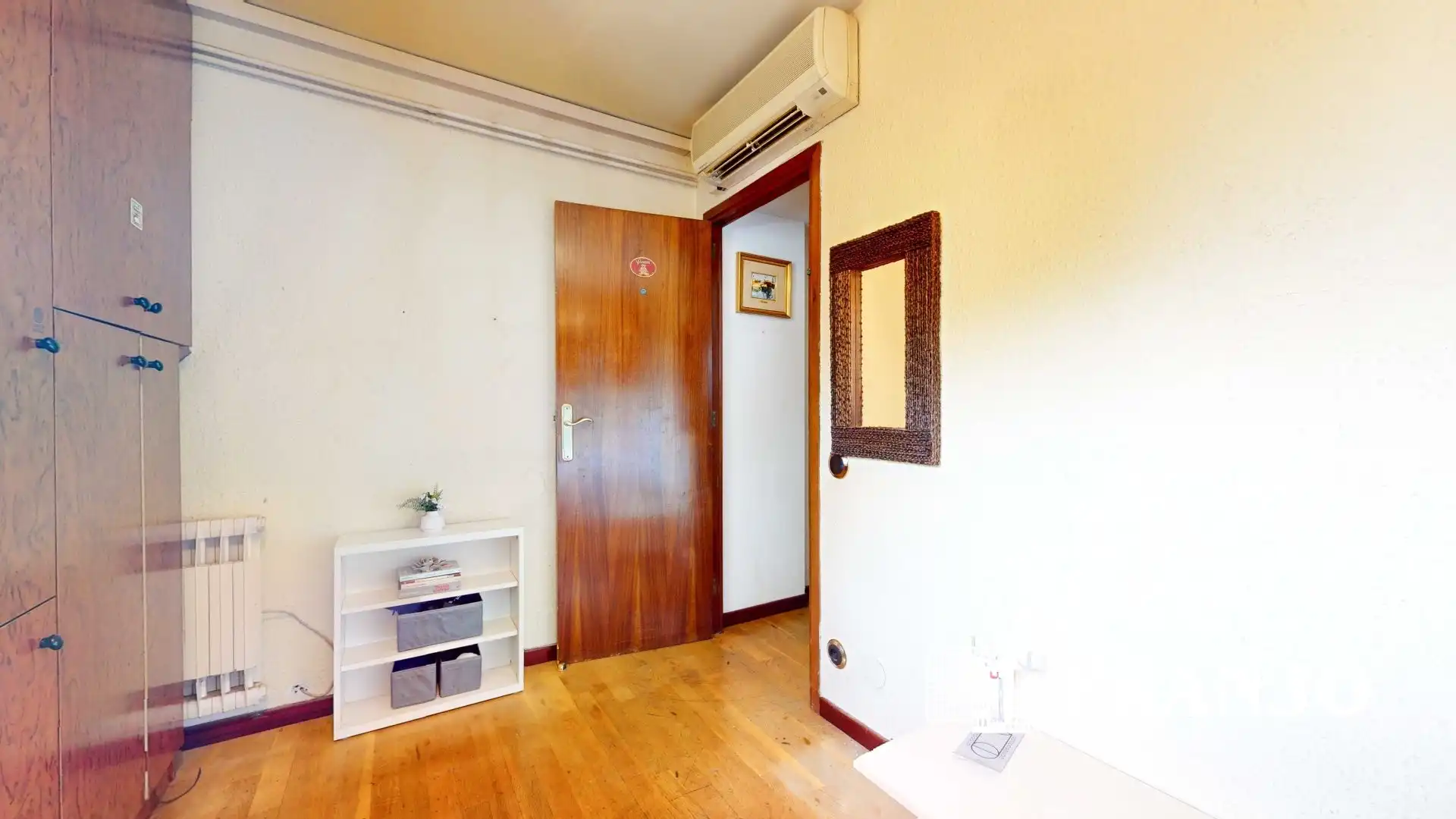 Schlafzimmer von Wohnung zum Verkauf in Barcelona mit Klimaanlage, Heizung und Terrasse