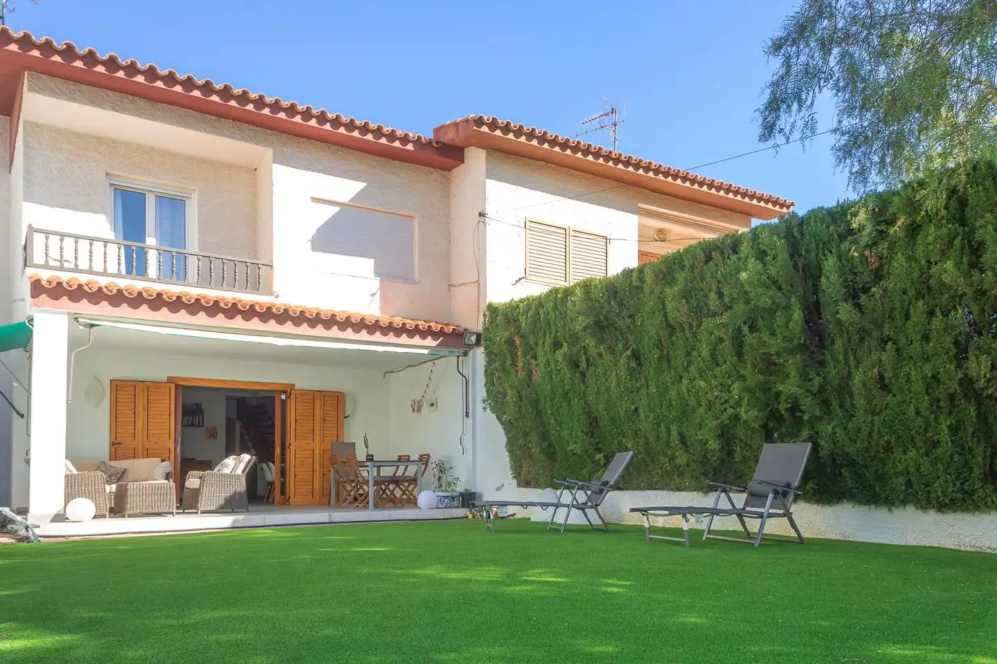 Casa adosada de alquiler en Carrer la Corte, Torreón - La Almadraba