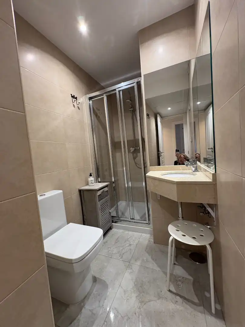 Baño de Piso en venta en Málaga con Aire acondicionado, Amueblado y Horno