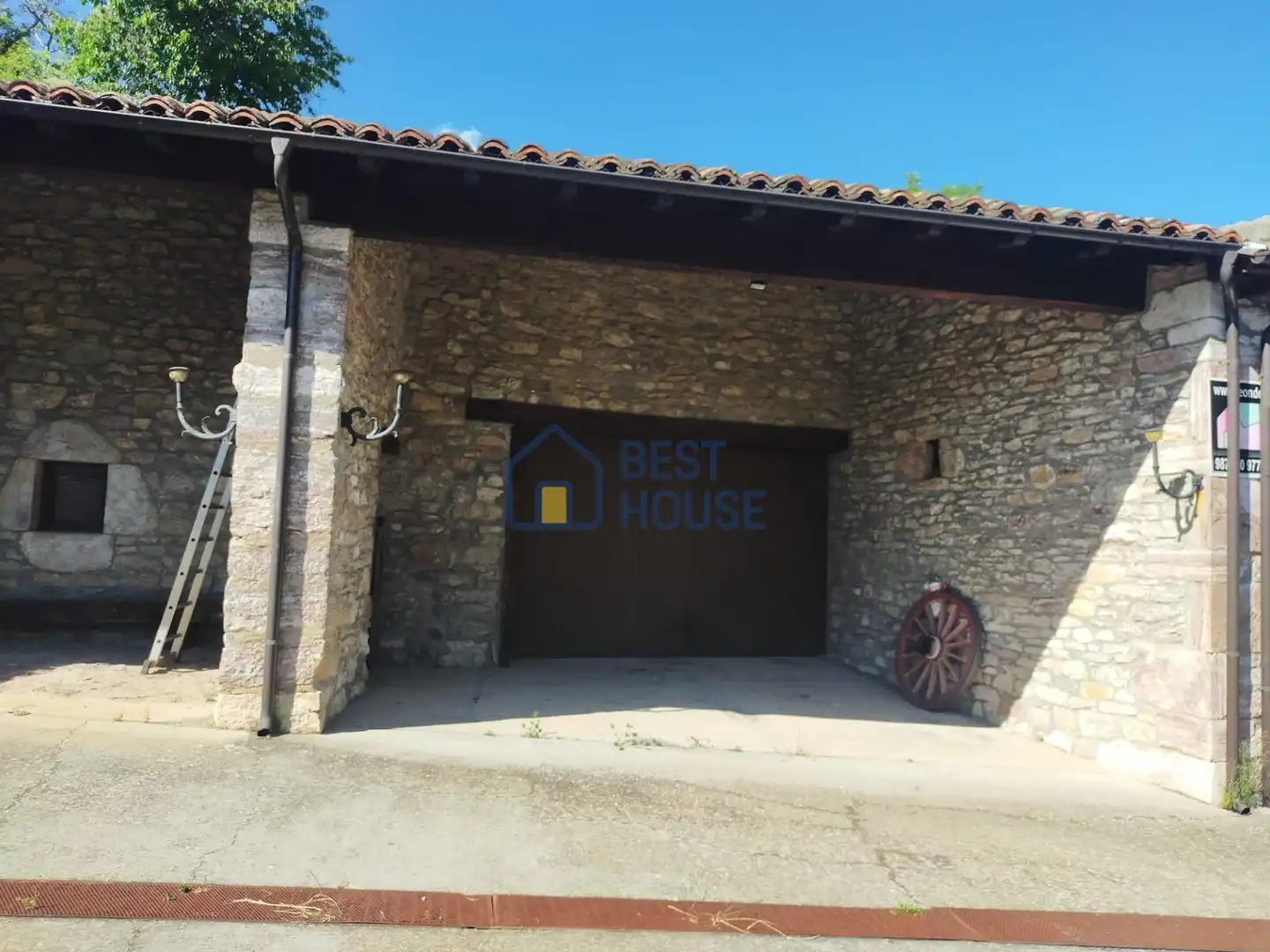 Parking de Casa o chalet en venta en Boñar con Jardín privado