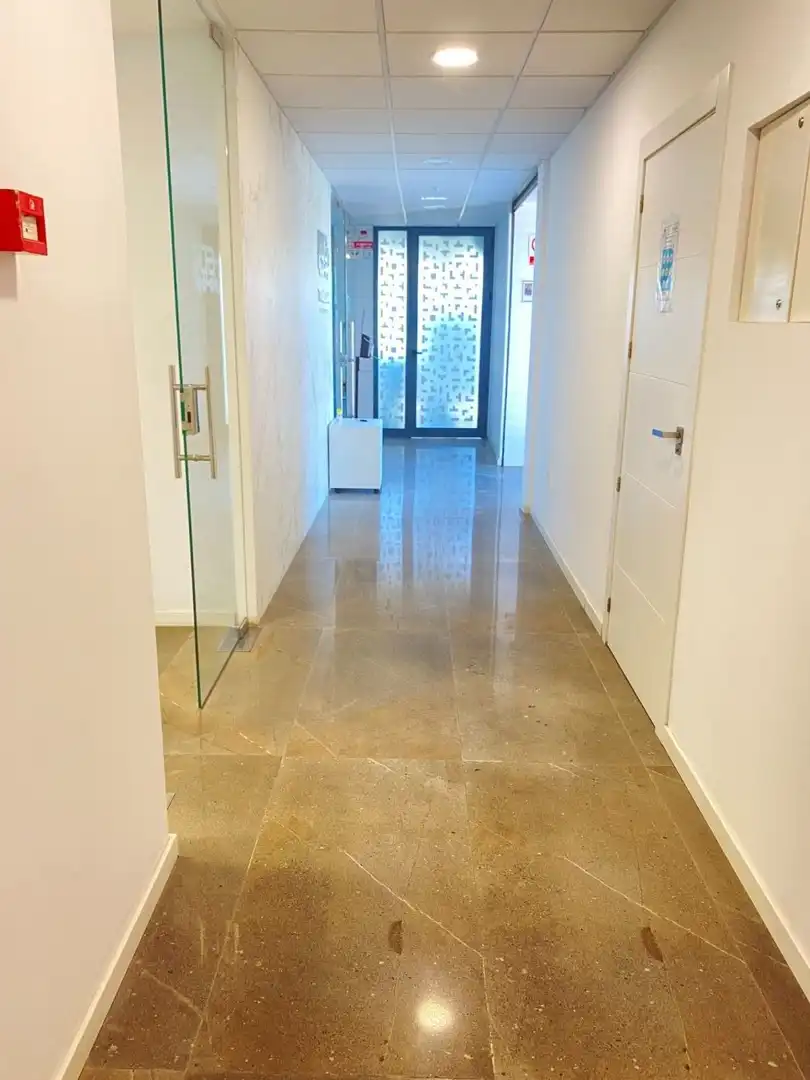 Office for rent in Murcia  with Air Conditioner