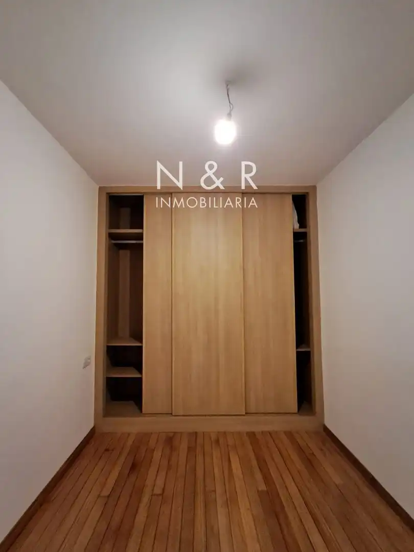 Bedroom of Flat for rent in Santiago de Compostela   with Heating and Terrace