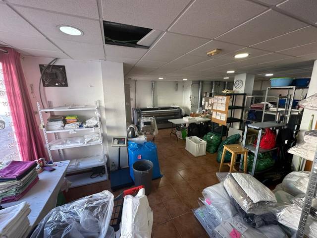 Local comercial en Alquiler en Centro