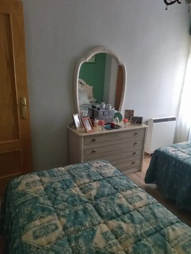 Dormitori de Pis en venda en Galisteo amb Aire condicionat, Parquet i Moblat