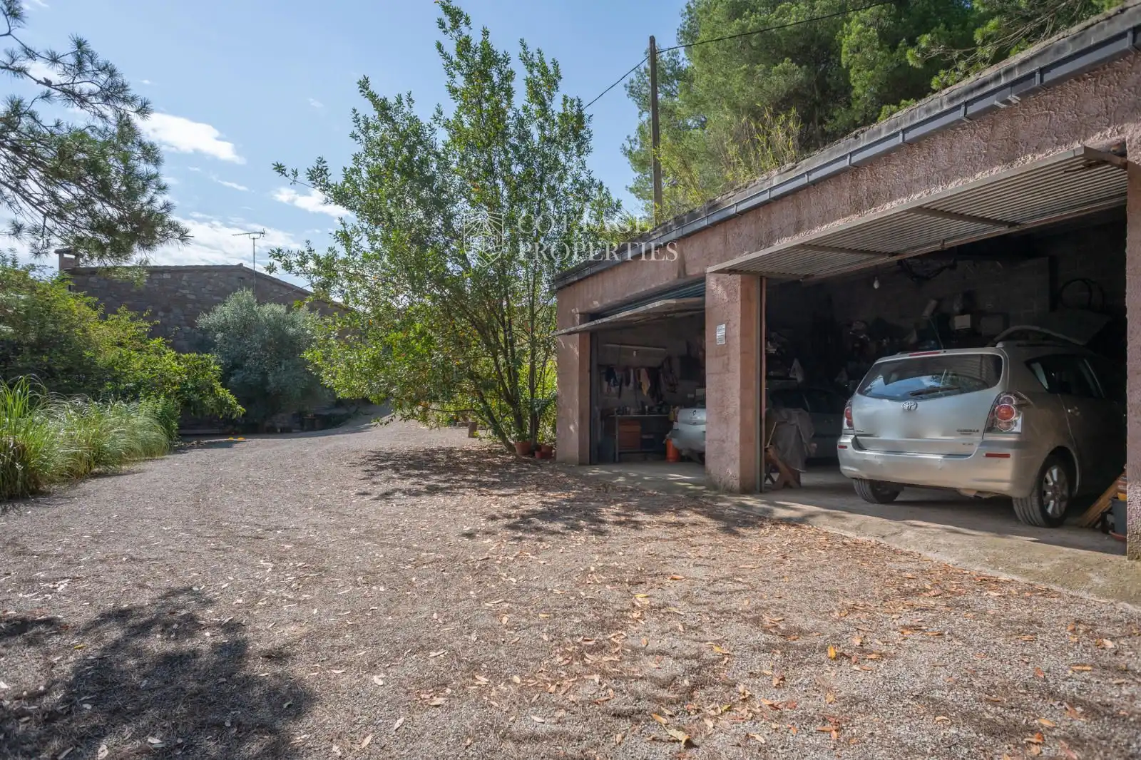 Parking de Finca rústica en venta en Aguilar de Segarra con Calefacción