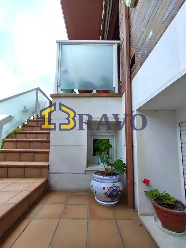 Terraza de Casa adosada en venta en Medina de Pomar con Calefacción, Jardín privado y Terraza
