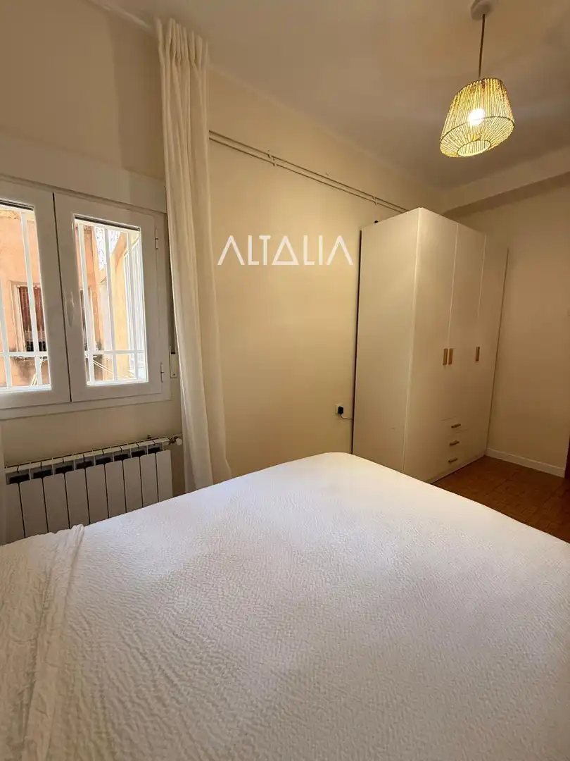 Bedroom of Flat for rent in Cuenca  with Heating and Furnished