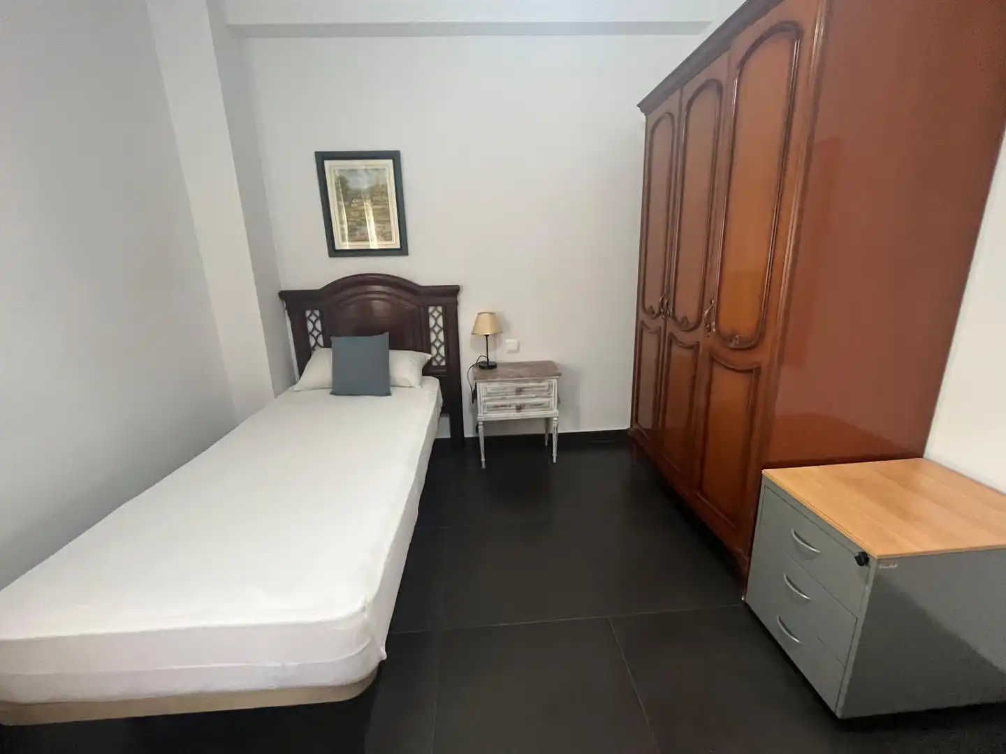 Habitación de Piso en venta en Sevilla con Aire acondicionado, Terraza y Balcón