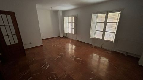 SE VENDE PISO EN LA ZONA DE LA CALLE NUEVA