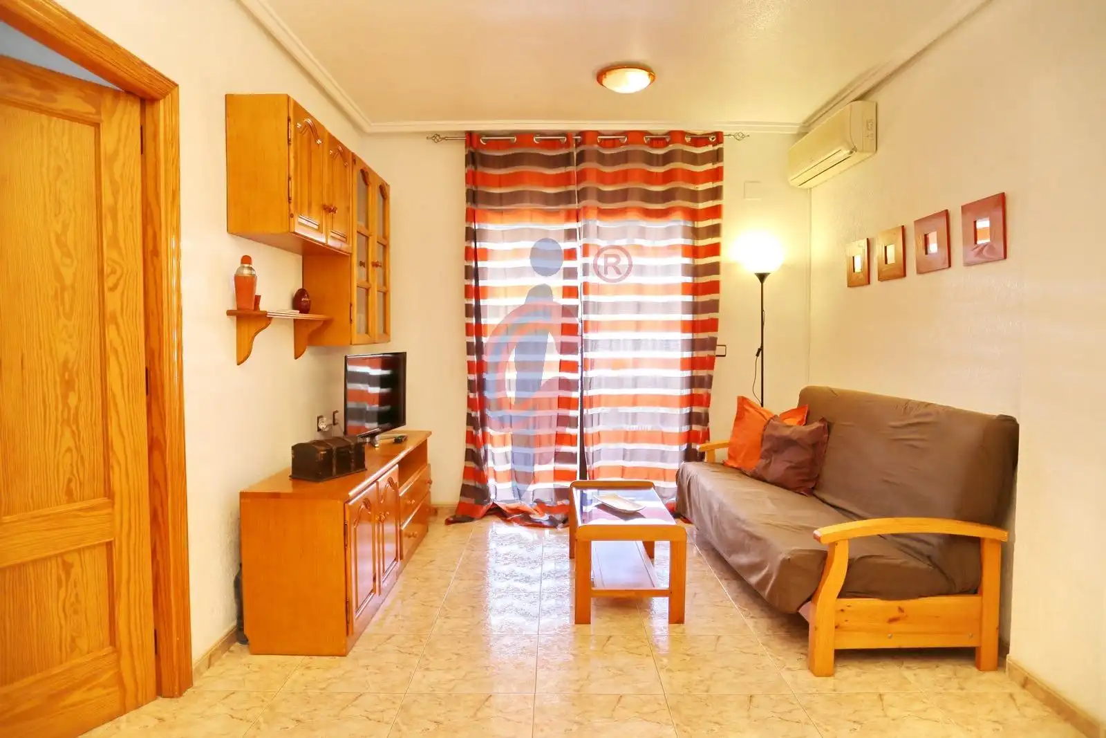 Wohnzimmer von Wohnungen zur Miete in Guardamar del Segura mit Klimaanlage, Heizung und Terrasse
