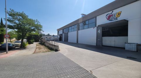 Nau industrial en venda al Polígon dIgualada  720 m2 en planta baixa, amb pont grua i oficines