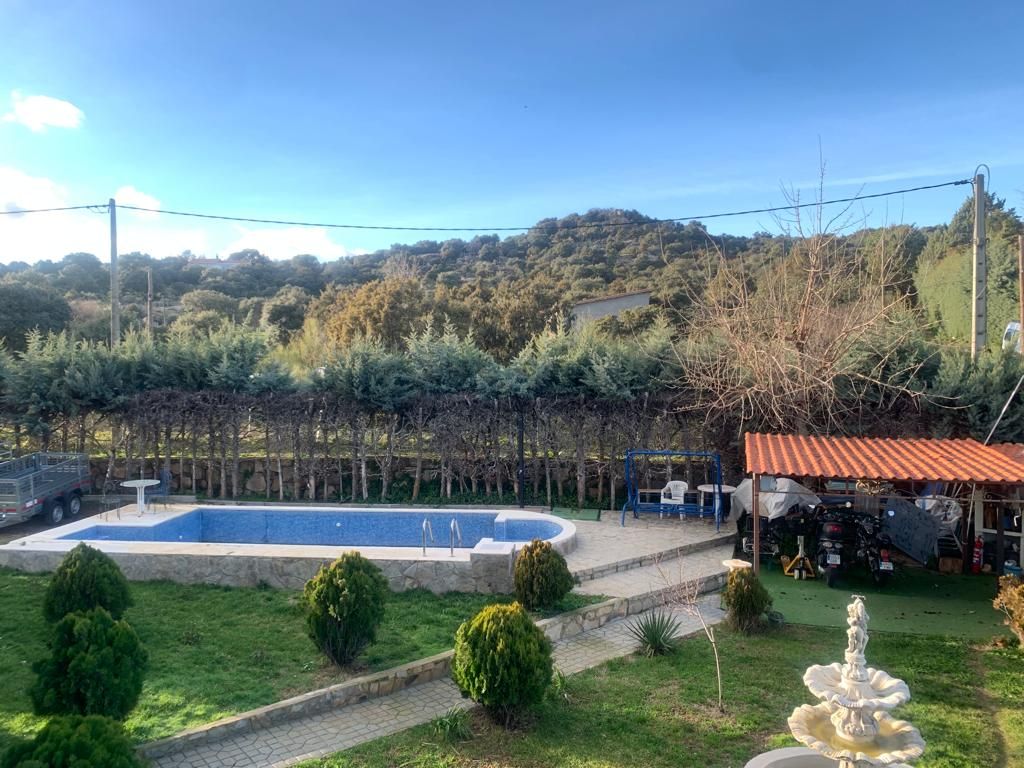 Swimming pool of House or chalet for sale in Fresnedillas de la Oliva  with Heating, Terrace and Storage room