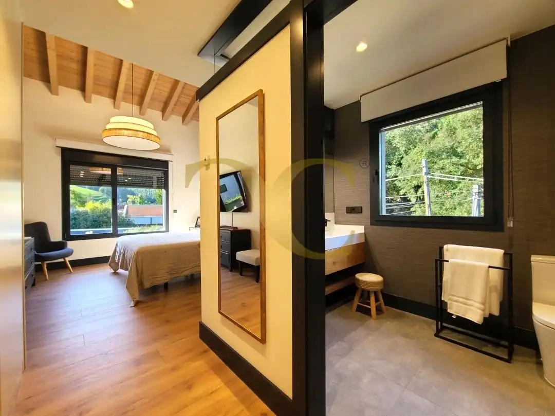 Bedroom of Houses for sale in Ribadesella  with Air Conditioner, Heating and Private garden