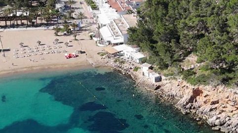 ADOSADO A ESTRENAR CALA SAN MIGUEL, IBIZA