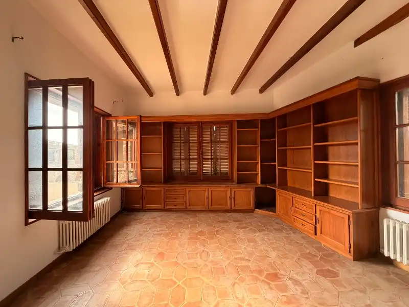 Casa con terraza en venta en Carrer de Figueres, imagen 48