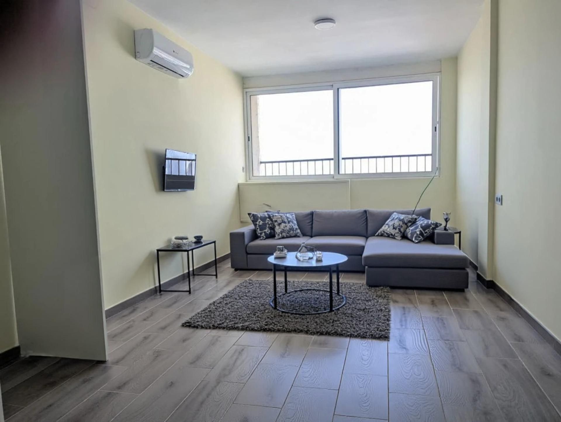 Sala d'estar de Estudi en venda en Empuriabrava amb Calefacció