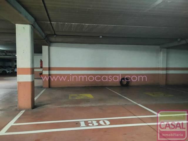 Garaje en Venta en PARKING DE RODRIGUEZ CABEZAS en Milán - Pumarín