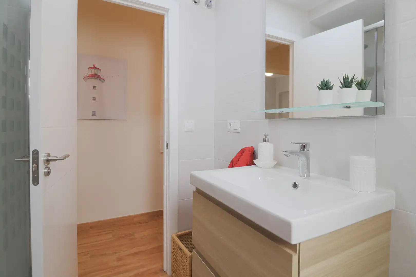 Bathroom of Flat for share in Málaga  with Air Conditioner, Heating and Terrace