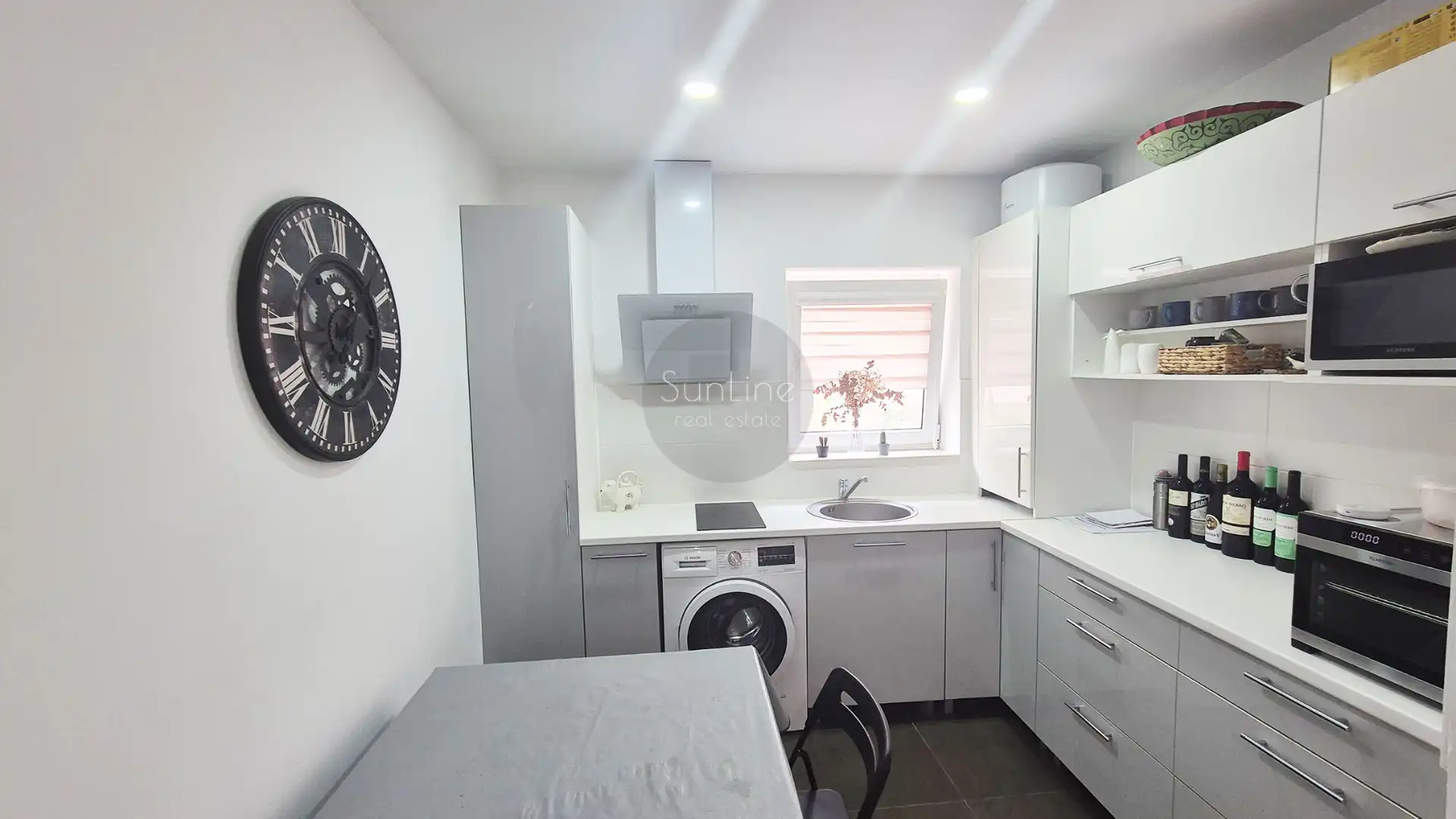 Kitchen of Houses for sale in L'Eliana  with Air Conditioner, Private garden and Terrace