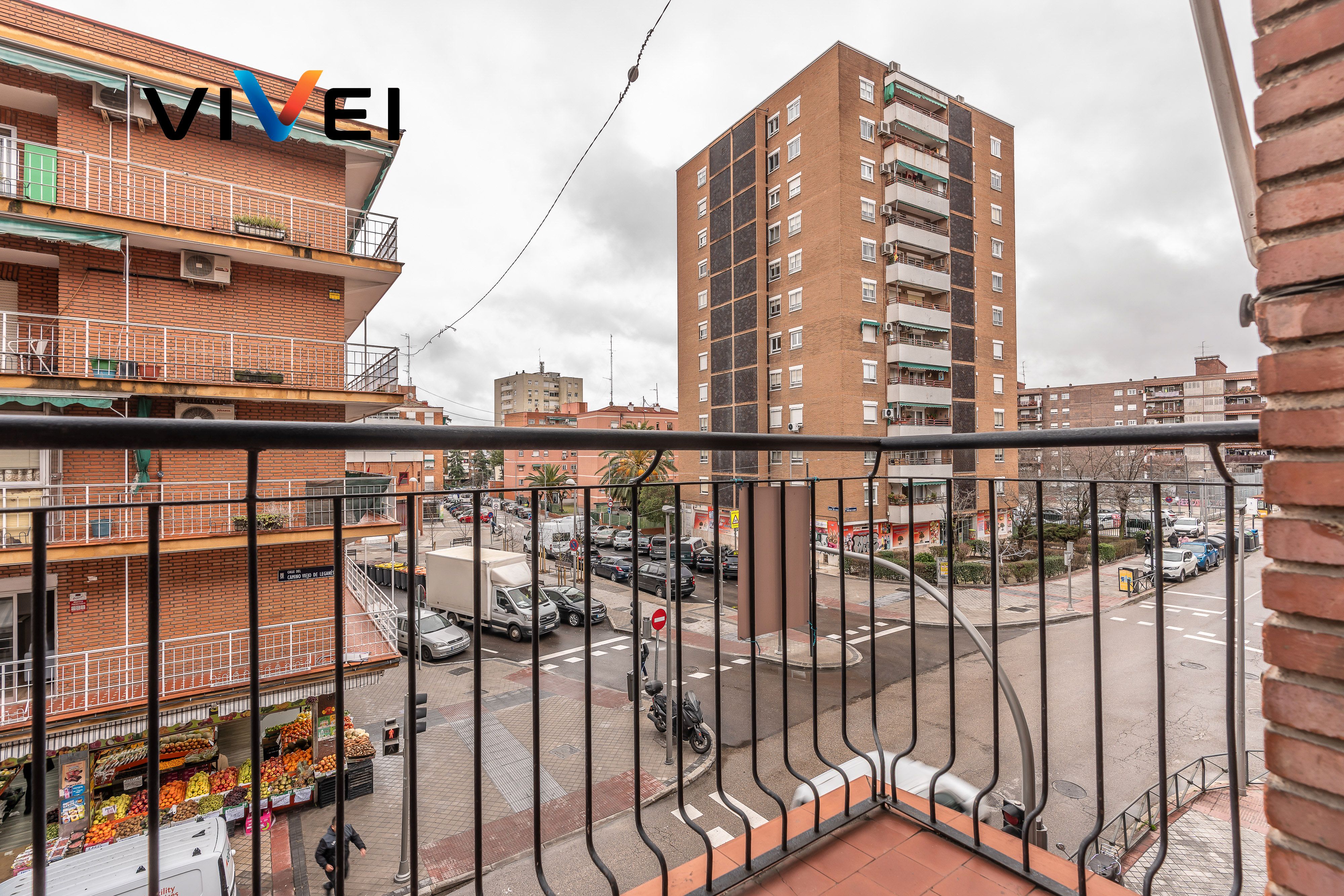 Exterior view of Flat for sale in  Madrid Capital  with Heating and Balcony