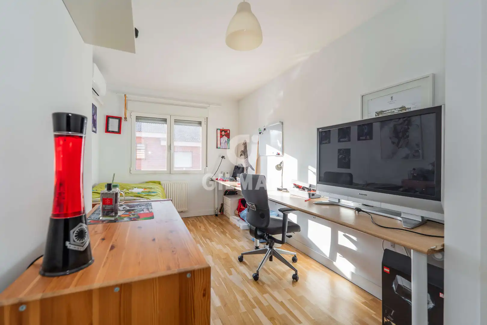 Bedroom of Detached homes for sale in Pozuelo de Alarcón  with Heating and Private garden