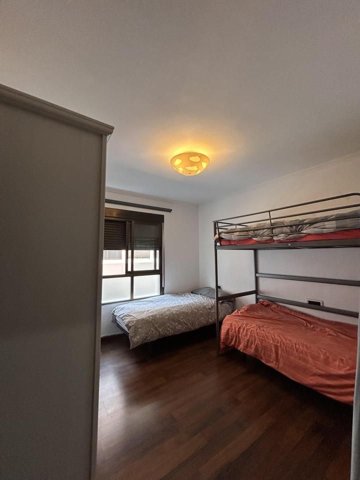 Dormitori de Pis per a compartir en  Valencia Capital amb Aire condicionat, Parquet i Terrassa