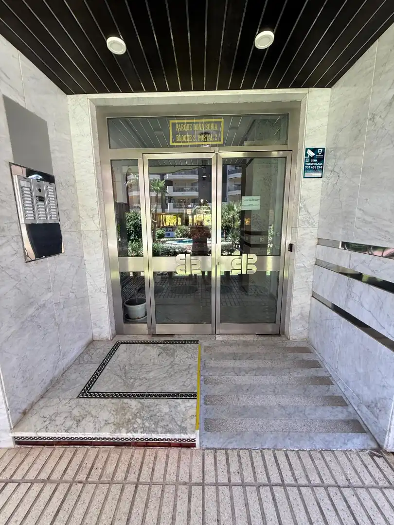 Apartament de lloguer en Fuengirola amb Aire condicionat, Calefacció i Jardí privat