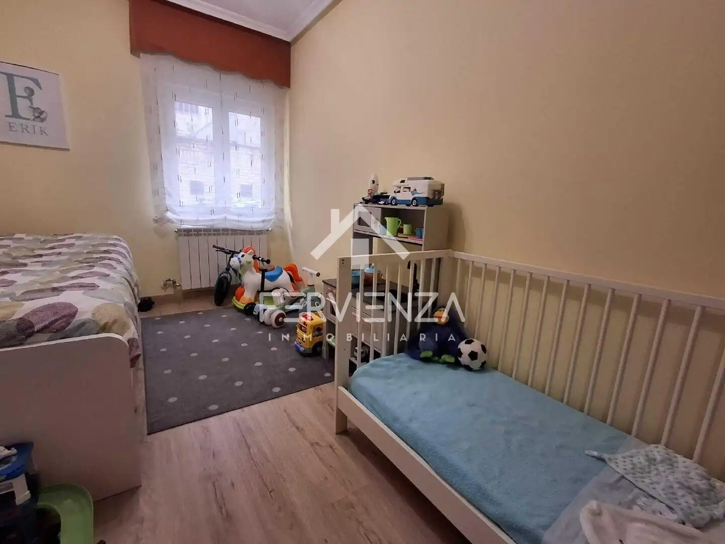 Dormitori de Pis en venda en Oviedo 