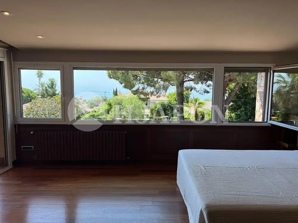 Habitación de Casa o chalet en venta en Alella con Aire acondicionado, Calefacción y Jardín privado