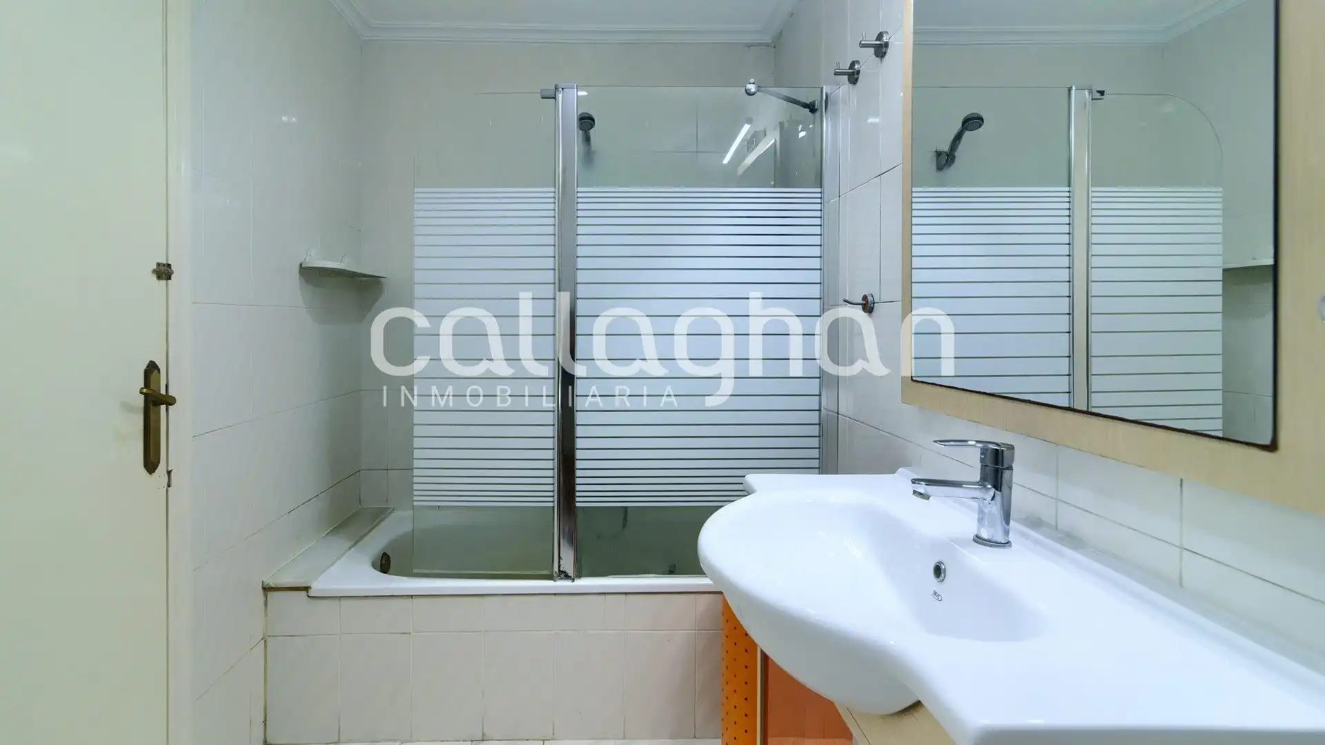 Badezimmer von Wohnung zum Verkauf in Chilches / Xilxes