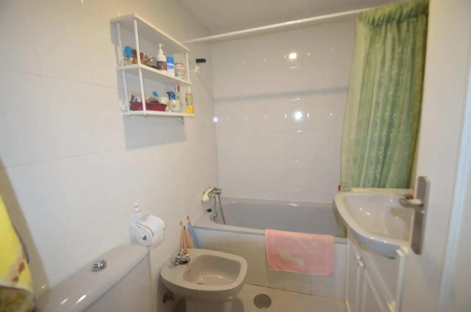 Baño de Apartamento en venta en Finestrat con Terraza y Amueblado
