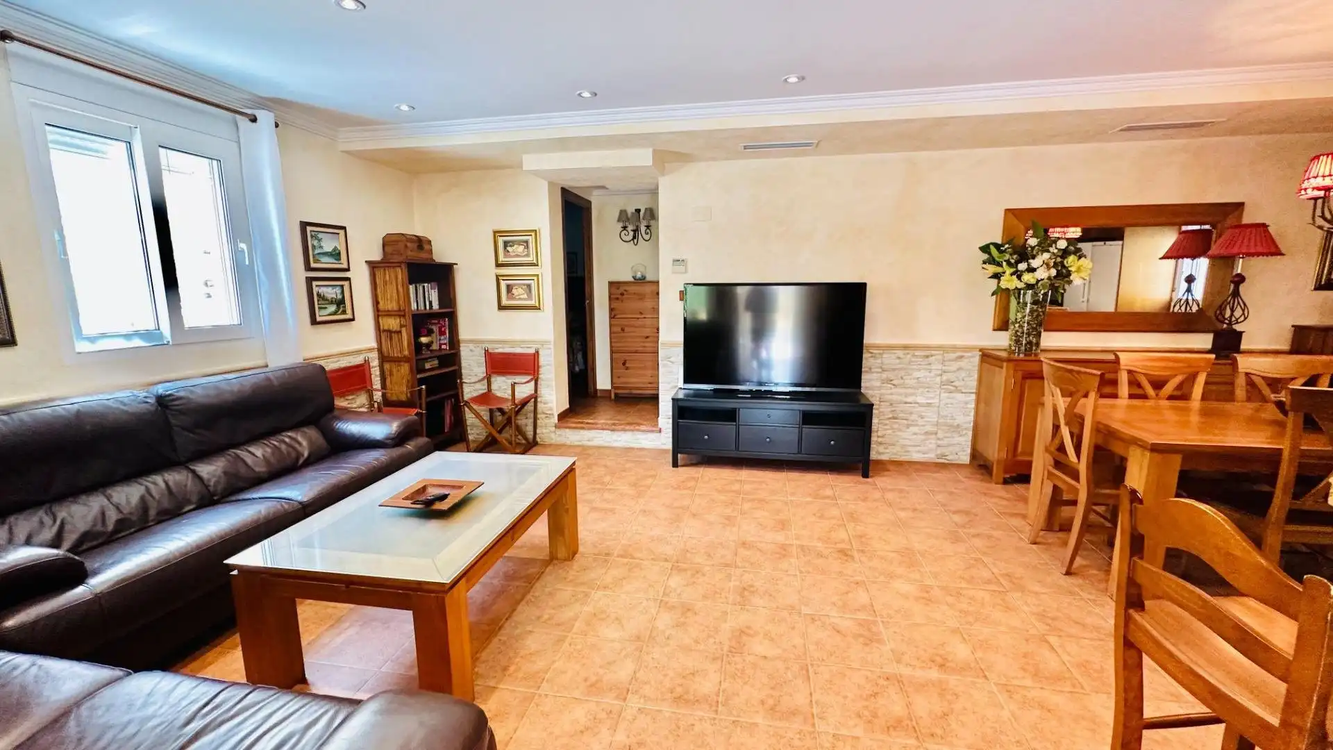 Sala d'estar de Casa o xalet en venda en Orihuela amb Calefacció, Jardí privat i Terrassa