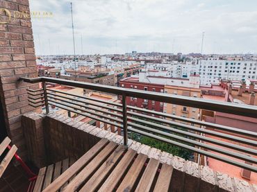 Piso con ascensor en venta en CALLE DE BÈLGICA
