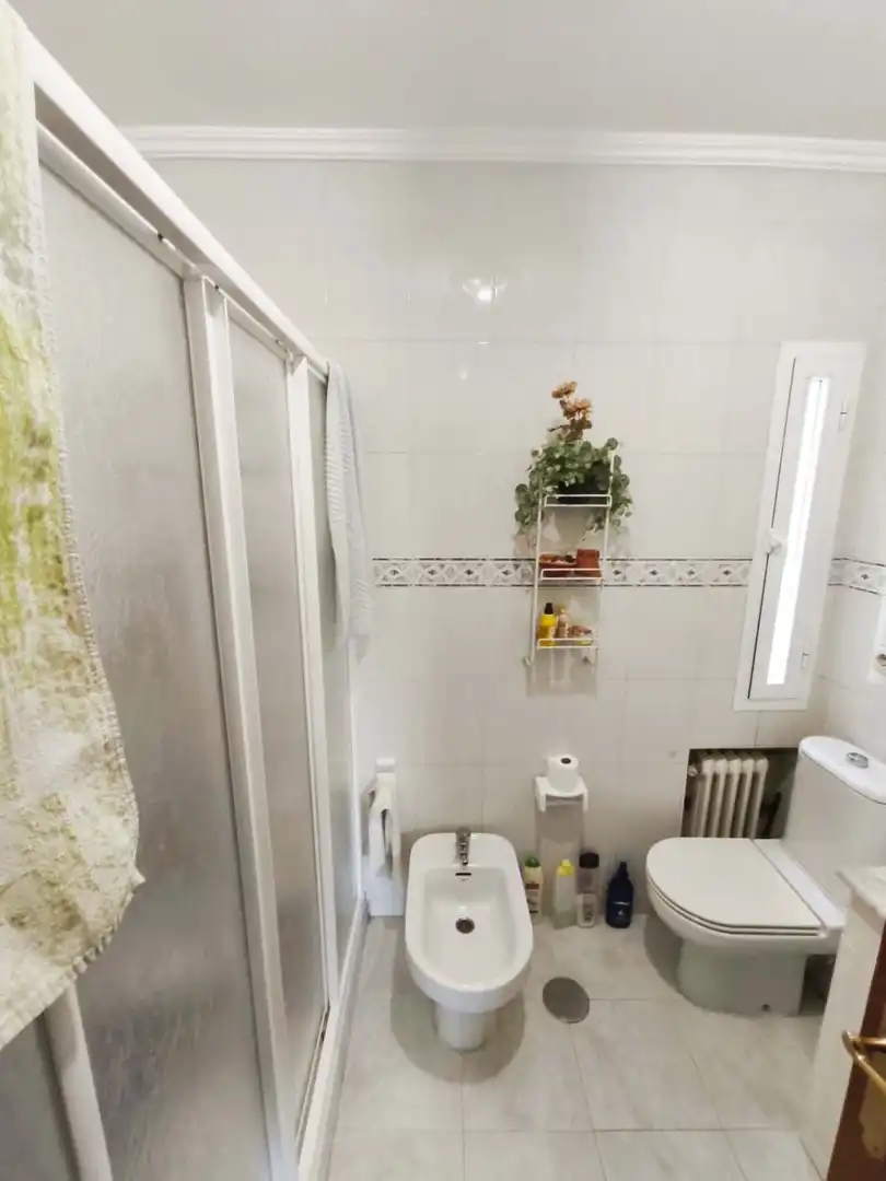 Baño de Piso en venta en Ciudad Real con Aire acondicionado, Calefacción y Parquet