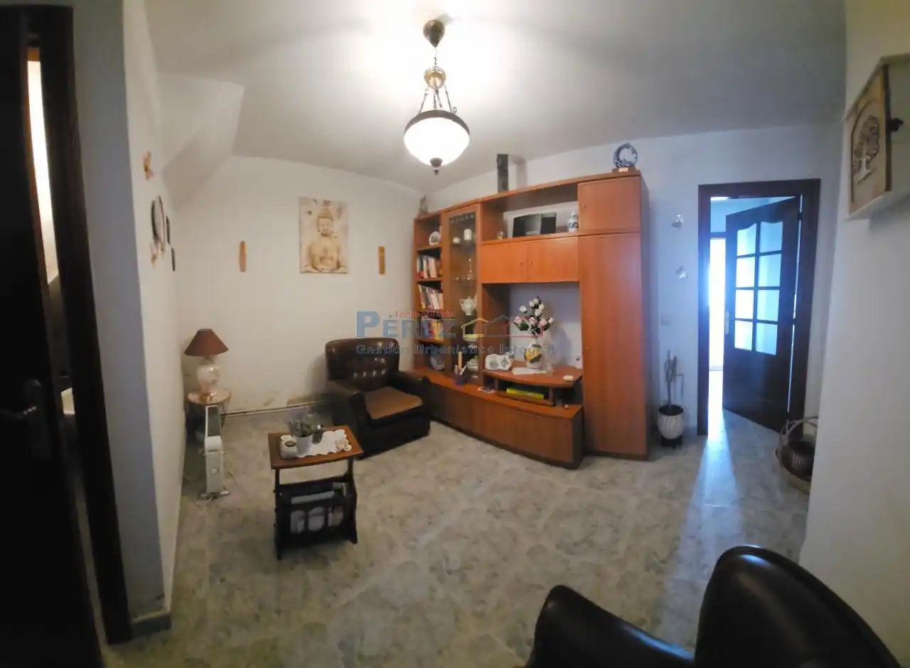 Sala d'estar de Casa o xalet en venda en Neda amb Calefacció, Jardí privat i Traster