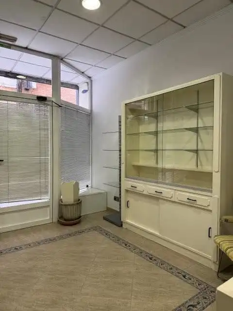 Local comercial en venda a Centro, imagen 13