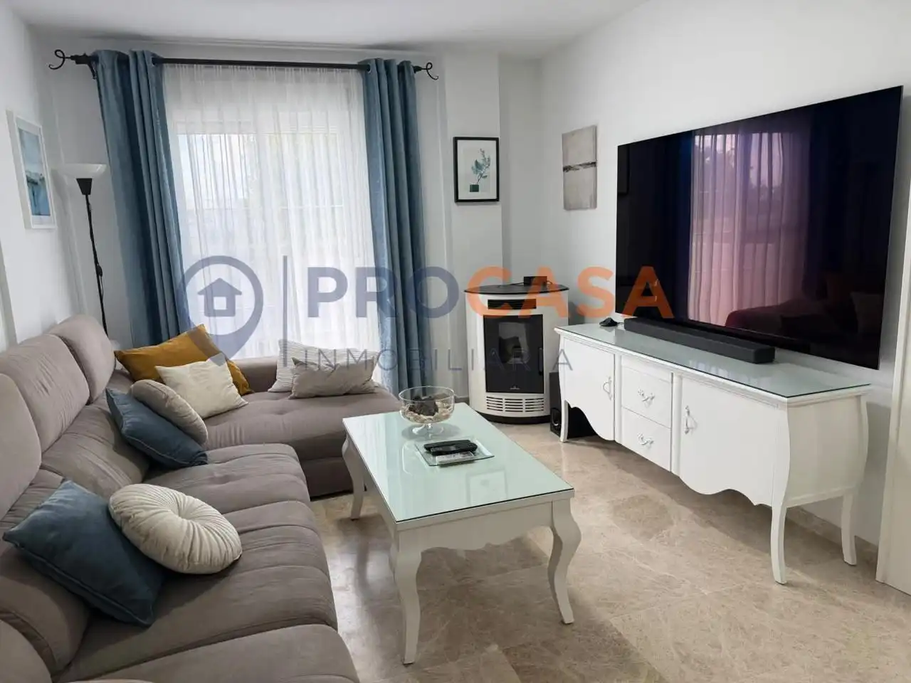Sala d'estar de Casa o xalet en venda en Utrera