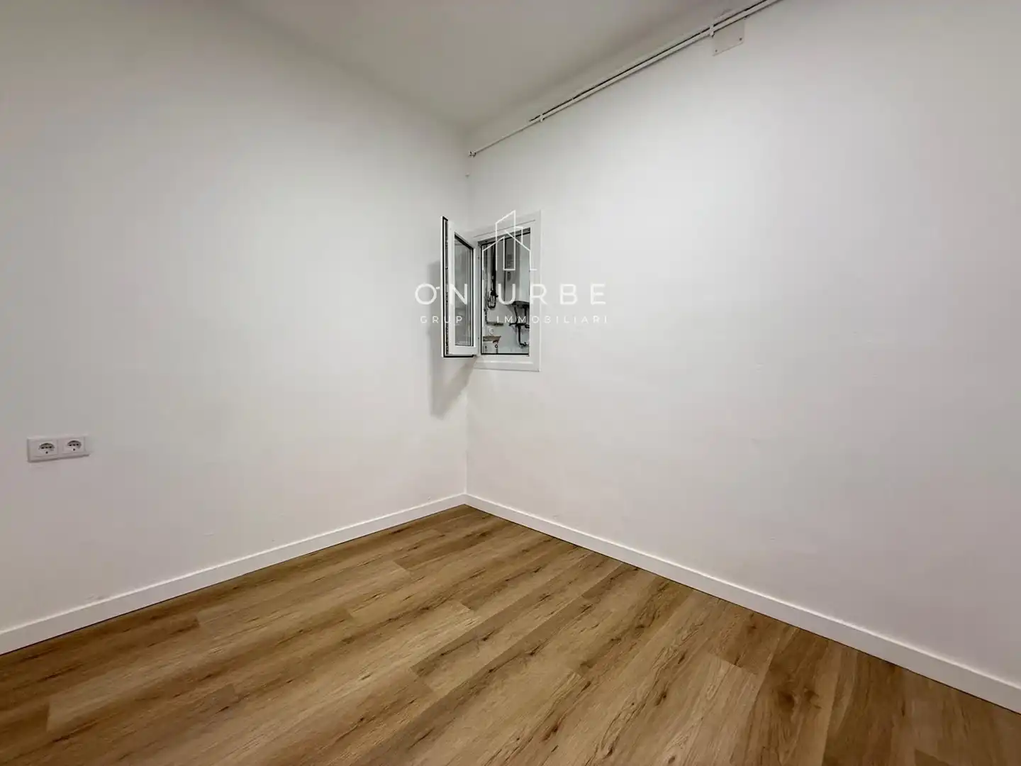 Piso en venta en Badalona con Parquet, Terraza y Horno