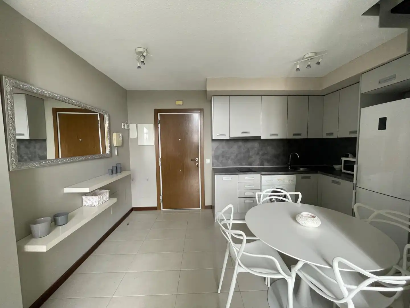 Apartamento de alquiler en Calle de Manuel Pombo Angulo, 8, Sanchinarro