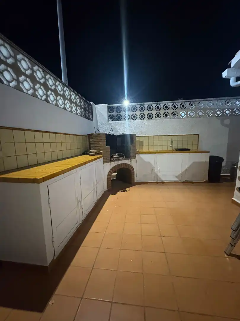 Casa adosada en venda a Les Bassetes - El Marjal