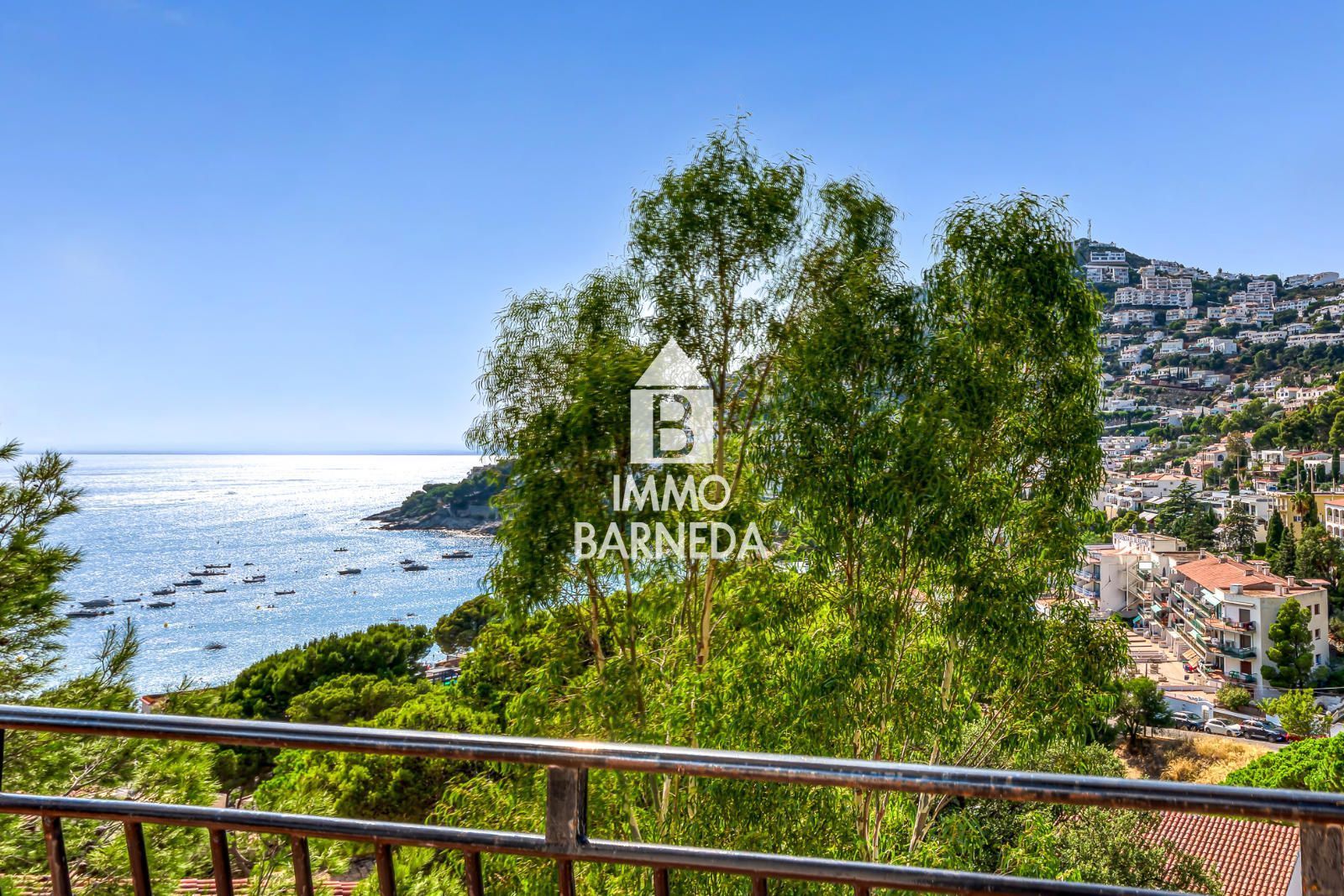 Exterior view of Flat for sale in Roses  with Air Conditioner, Heating and Terrace