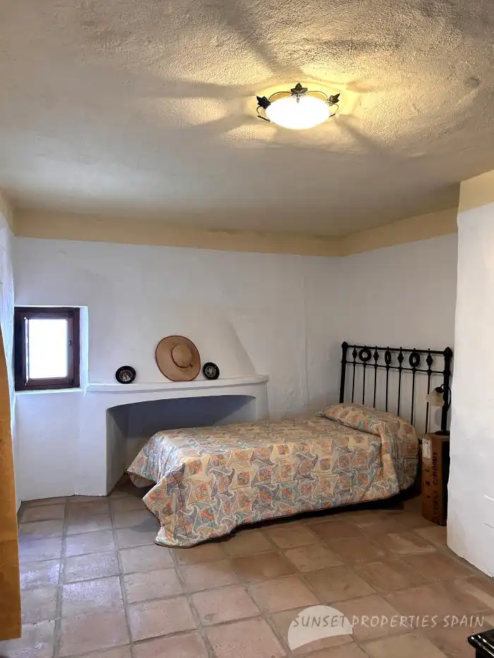Bedroom of Houses for sale in Cómpeta  with Furnished