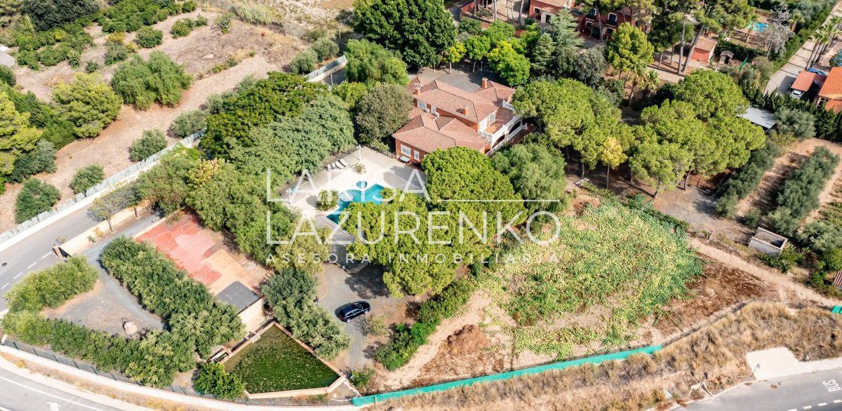 Vista exterior de Casa o xalet en venda en Reus amb Aire condicionat, Calefacció i Terrassa